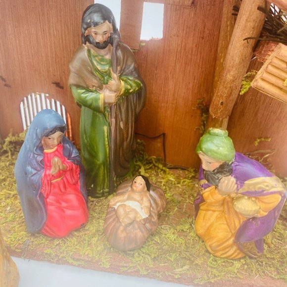 Elements Ceramic Dark Ethnic Nativity Set with Wooden Manger Figurines Set of 10 - Picture 6 of 12